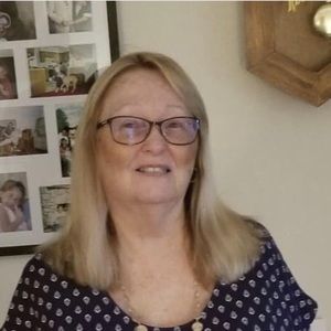 Meet your Posher, Sandi